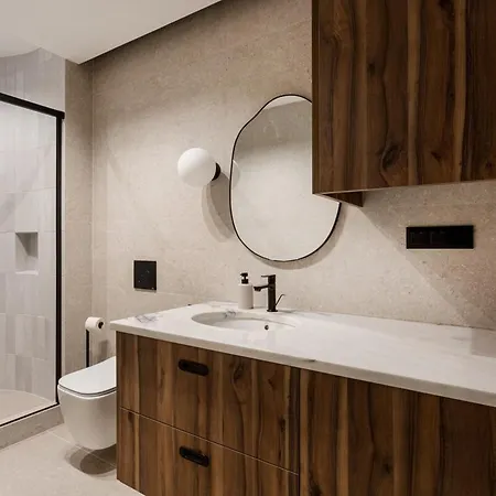 The Principe Real Nook & Patio * Lisbon