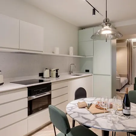 The Principe Real Nook & Patio Apartment Lisbon