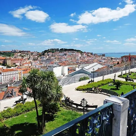 The Principe Real Nook & Patio Lisbon