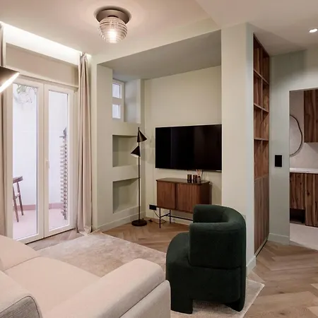 Apartment The Principe Real Nook & Patio