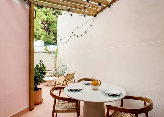 Апартаменти The Principe Real Nook & Patio *