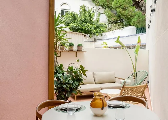 The Principe Real Nook & Patio *