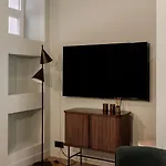 Apartment The Principe Real Nook & Patio Lisbon